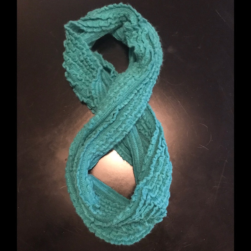 Teal infinity scarf